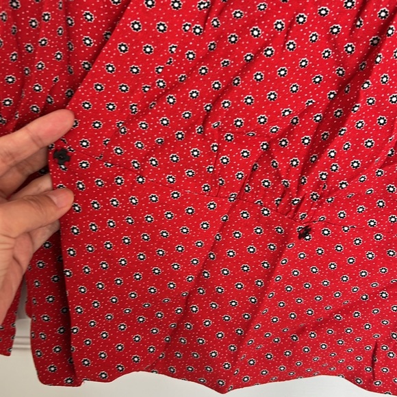 Cooperative red patterned surplice top - Picture 3 of 6